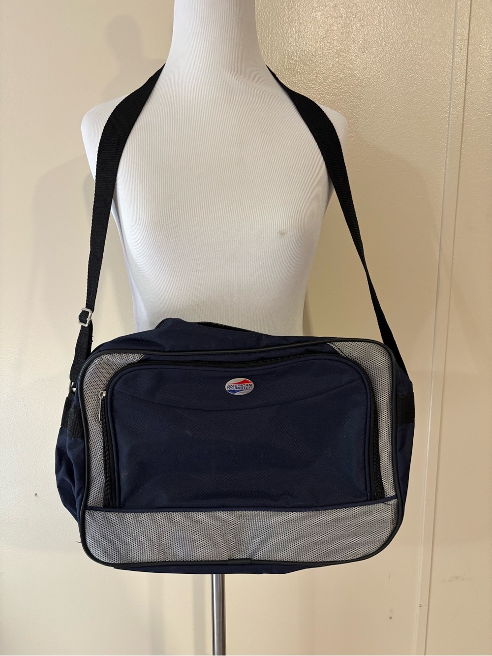 American Tourister Navy and Gray Messenger Bag